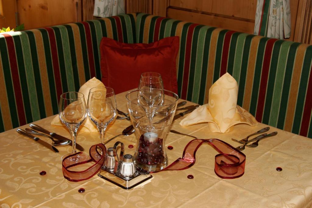 Hotel Goldener Adler Курон-Веноста Екстер'єр фото
